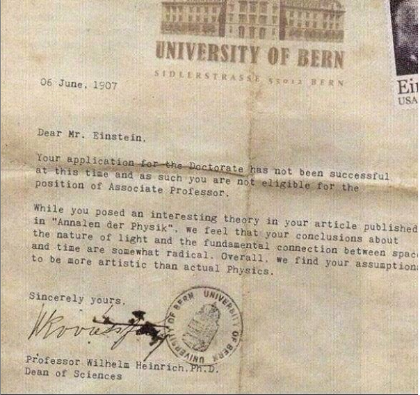 Reprovação do Albert Einstein para vaga de Professor de Física!